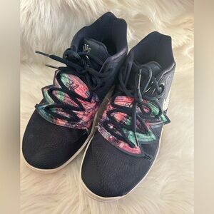 Mens 6 Nike Kyrie 5 Galaxy Shoes A02456-900